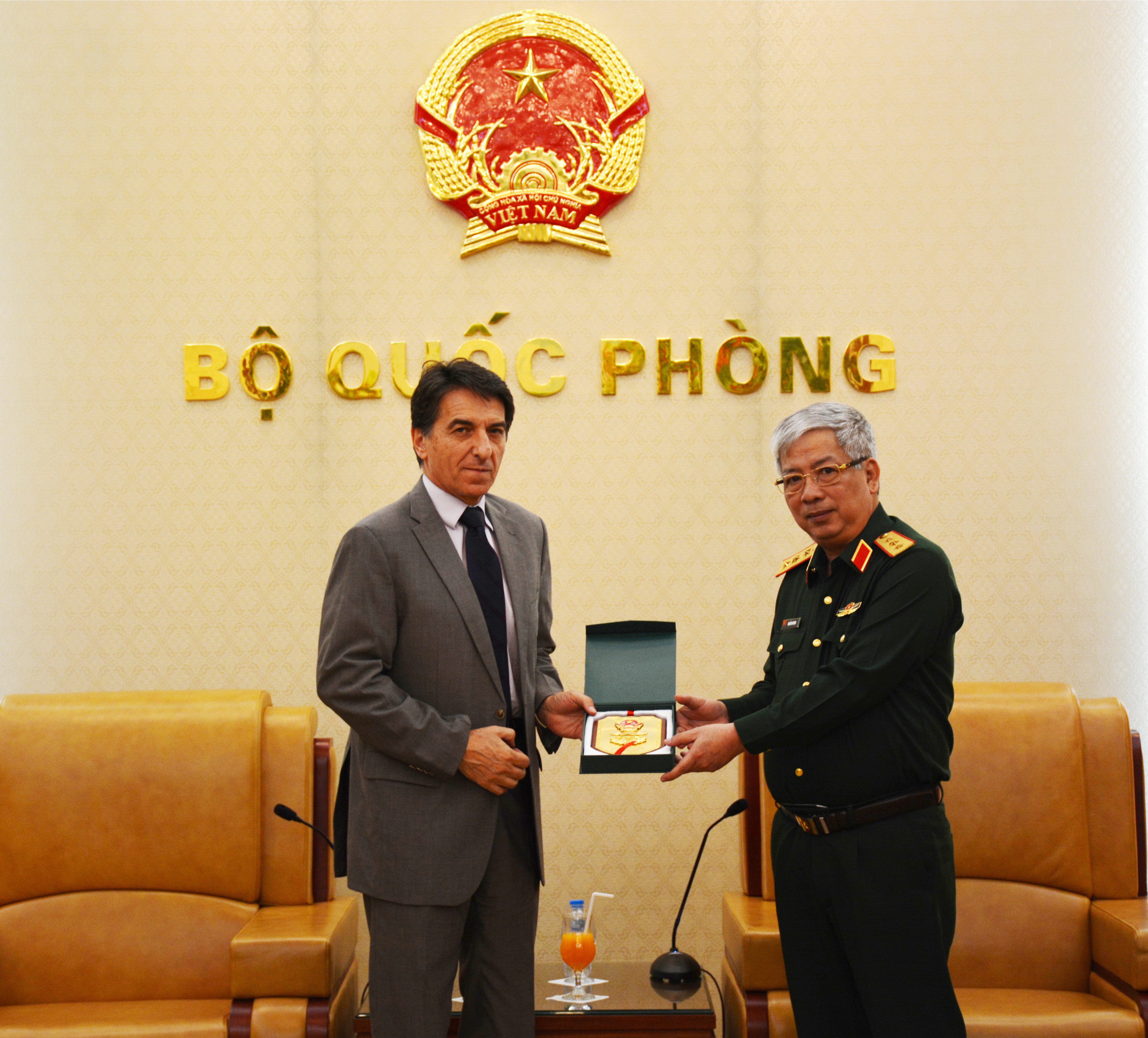 Việt Nam-Hy Lạp thúc đẩy hợp tác trong lĩnh vực quốc phòng